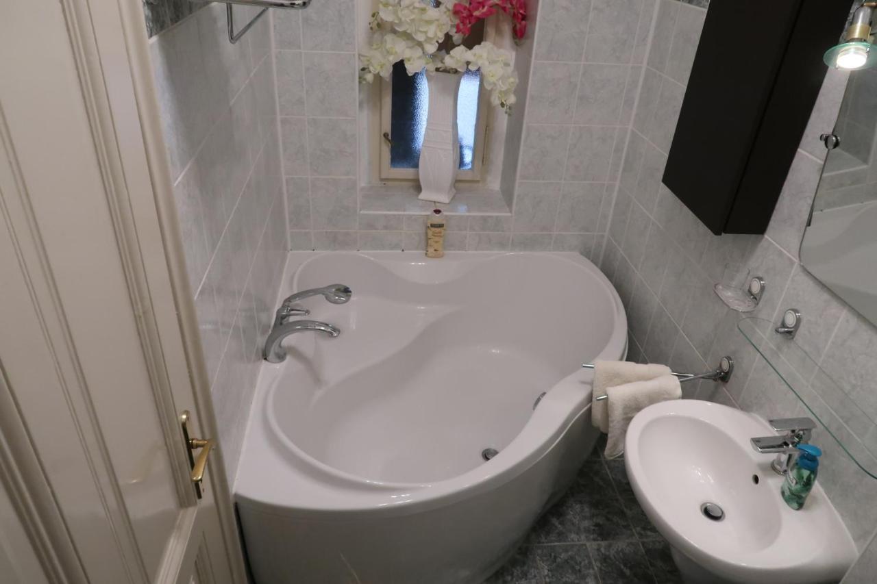 Apartment Themis Karlsbad Buitenkant foto
